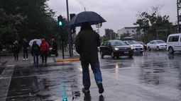 Esta semana vuelve la lluvia en Santiago y toda la Región Metropolitana - Agencia Uno Esta semana vuelve la lluvia en Santiago y toda la Región Metropolitana - Agencia Uno