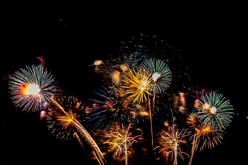 9556 beautiful colorful firework display night celebrate.webp