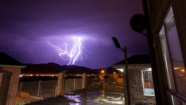 Alerta Temprana Preventiva en 9 comunas de La Araucanía por fuertes tormentas eléctricas
