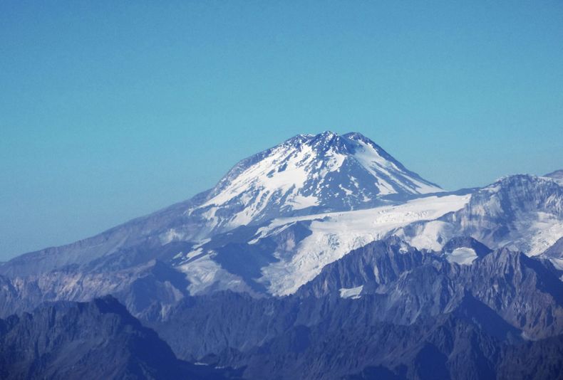 21672 volcanes tupungatito.jpg