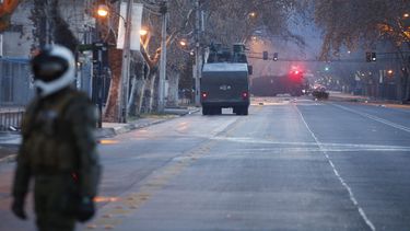 Londres 38 sale en defensa de profesora que fue detenida por Carabineros