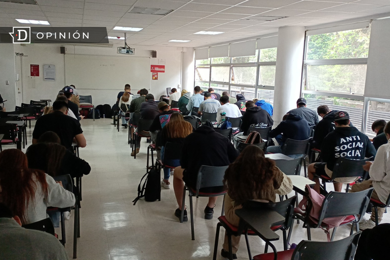 Estudiantes Matematica SIMCE.png