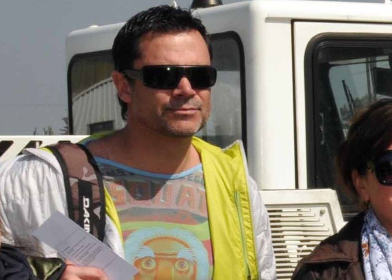 Felipe Camiroaga momentos previos al viaje a Juan Fernandez que le costo la vida.jpg