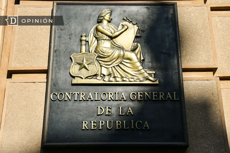 11191 frontis de la contraloria general de chile.webp