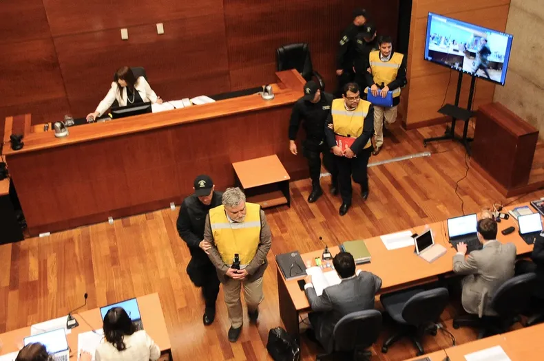 25432 a uno 1698217.webp