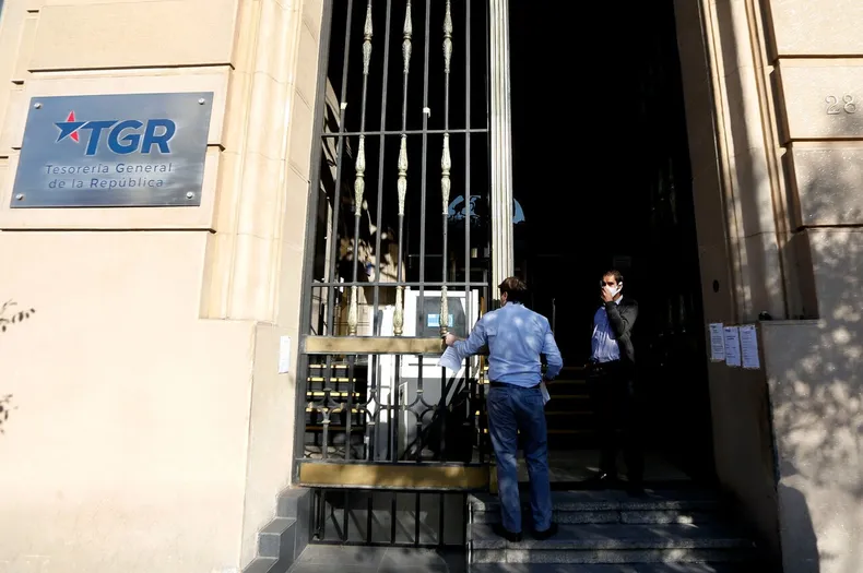 justicia confirma retencion de devolucion de impuestos por deuda cae contribuyente perdio en tribunales la restitucion.webp