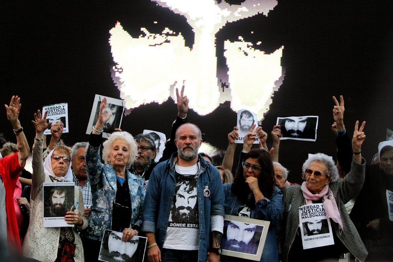 santiago maldonado marcha AGCCadenaDelSur.jpg