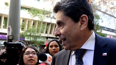 Un resumen de 90 horas: Ex ministro de Cultura Mauricio Rojas publicará en octubre libro sobre lo que me pasó a mí