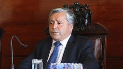 Hallan objetos de magia negra y vudú en oficina de juez de Rancagua: Víctima sería ex ministra de la Suprema que lo investigó