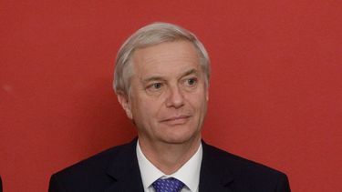 José Antonio Kast sigue cayendo en las encuestas. - Agencia Uno