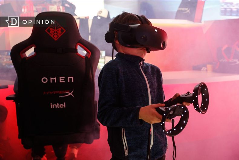 4372 nino utilizando realidad virtual.jpg