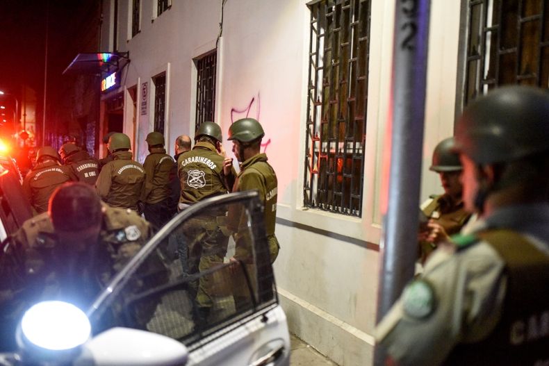 Carabineros .jpg