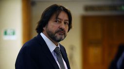 Tucapel Jiménez y caso tragamonedas: Las fotos y escuchas telefónicas que podrían complicar al diputado