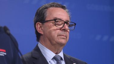 Minstro de Defensa, Fernando Barros - Agencia Uno