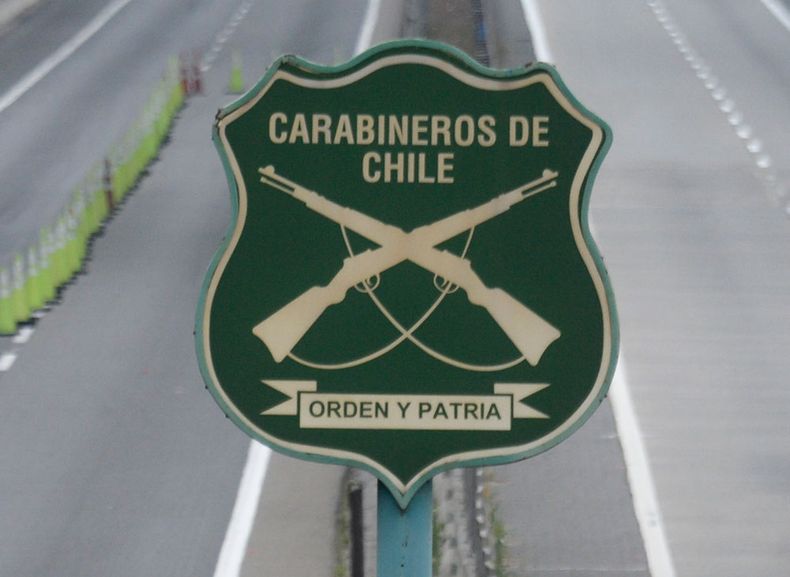 5806 carabvineros.jpg
