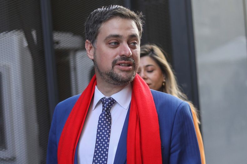 5168 manouchehri.jpg