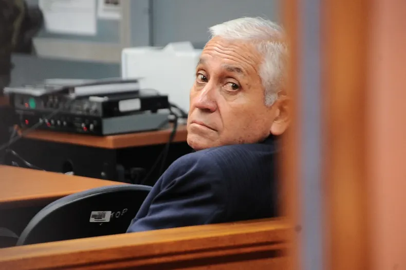 26704 a uno 1690098.webp