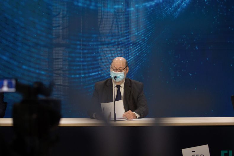 A_UNO_1278008 scaled.jpg