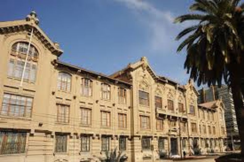 catolica valpo.jpg