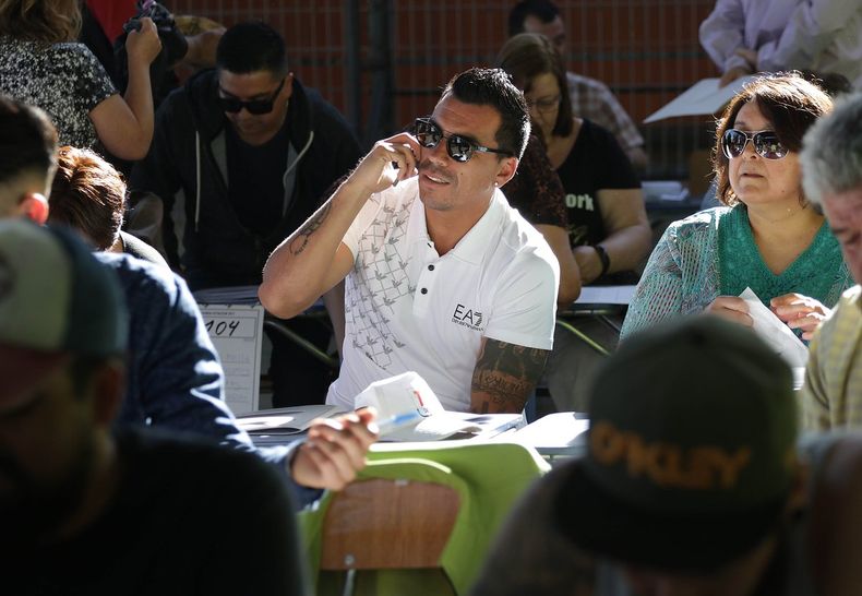 esteban paredes.jpg