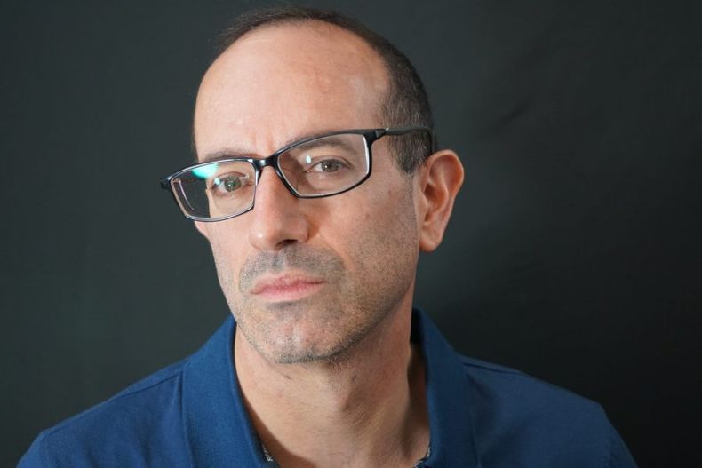 foto bio Julia Toro 2023 scaled e1685734831668.jpeg