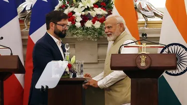 Boric en India: Se firman acuerdos con Codelco y se buscará que se filmen películas de Bollywood en Chile