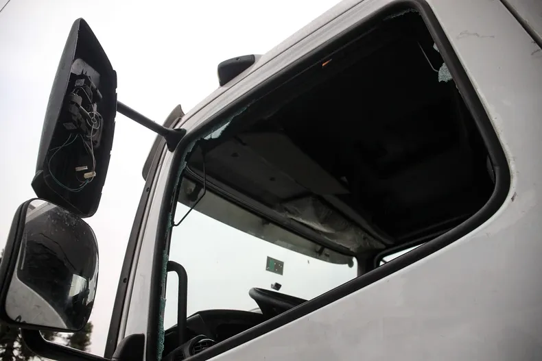 guardia no sabia manejar saco camion sin permiso y mato a hombre condenado a pagar 60 millones a padres de victima.webp