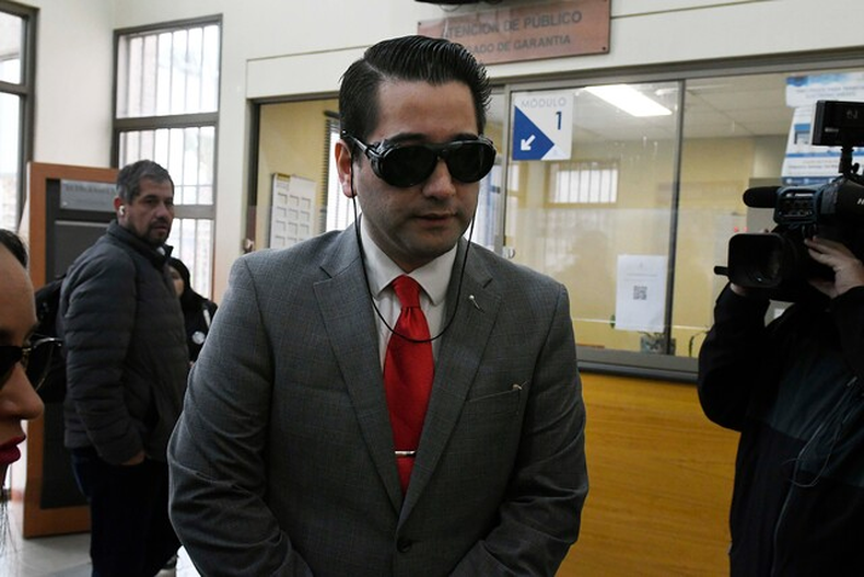 Servel rechaza rendición de cuentas de diputado Javier Olivares (PDG) durante su campaña parlamentaria.