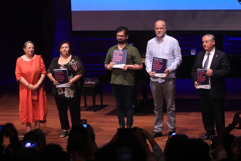 INDH presenta informe 2022 sobre DD.HH_..jpg