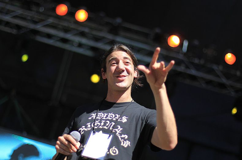 Tea Time Los Tetas A1 2.jpg