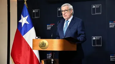 Venezuela eleva el tono contra Chile: Pide el cierre de los consulados en Caracas y Puerto Ordaz