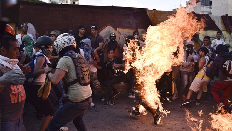 venezuela quemado.jpg