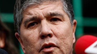 Exsubsecretario Manuel Monsalve es trasladado a clínica en Viña del Mar por dolores estomacales