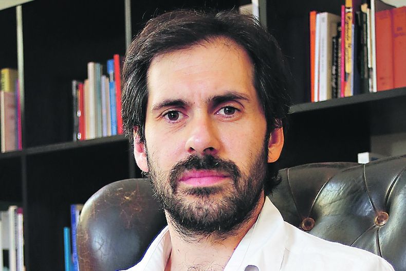 NicolasGrauWEB.jpg