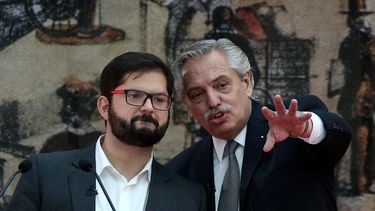 Boric le plantea a Fernández su preocupación por caso de Galvarino Apablaza