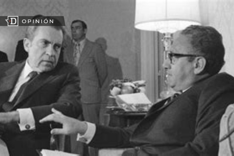 Henry Kissinger y Richard Nixon e1701703142864.png