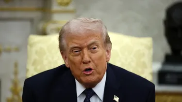 Donald Trump justifica sus bombardeos contra Irán que han dejado casi 800 muertos: “Ellos iban a atacar primero”