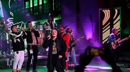 ¡Que chido! Santaferia regresa a México y con nuevo disco