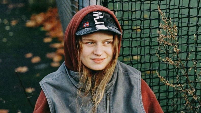 8637 girl in red.jpg