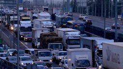 Cortes de tránsito, caos vial y congestión de varios kilómetros por Consejo Constitucional