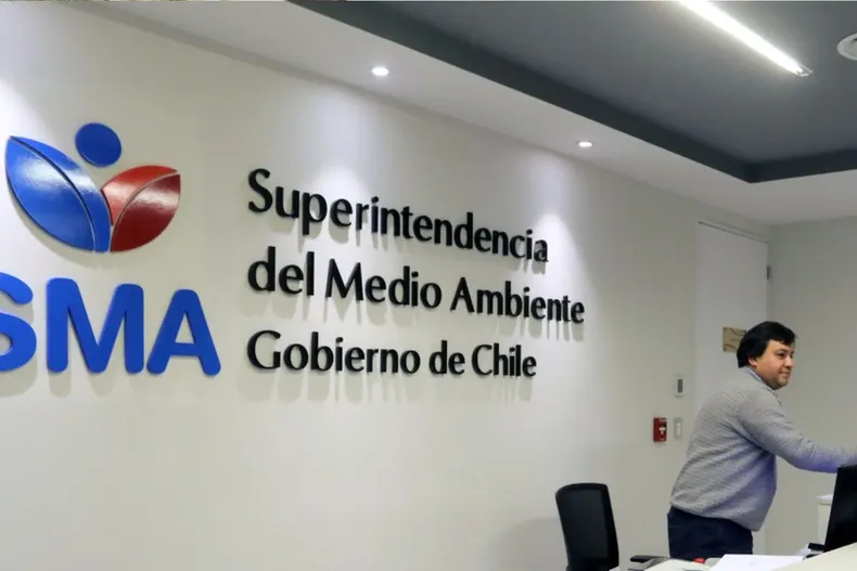 vecinos consiguen cierre temporal de restaurant por reincidir en ruidos molestos tribunal ordeno cumplir medidas para reabrir.webp