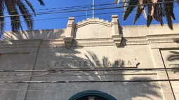 Desbaratan red de corrupción en cárcel Santiago 1: 44 gendarmes detenidos por vender carne, drogas, alcohol y comercio sexual