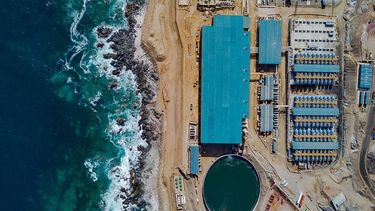 sequia en coquimbo: para dar agua a 400 mil hogares, mop presenta desaladora de us$ 260 millones