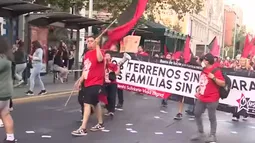 Alameda completamente cortada en Súper Lunes de marzo: Pobladores protestan por subsidios habitacionales