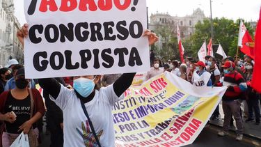 Crisis en Perú: Boluarte se abre a elecciones anticipadas ante intensas protestas