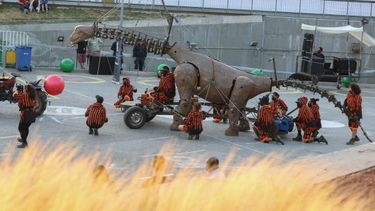 Aplaudido debut tuvo Teatro a Mil en el Muelle Vergara de Viña del Mar