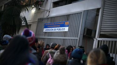 Gobierno quiere que migrantes demuestren recursos económicos para acceder a visa