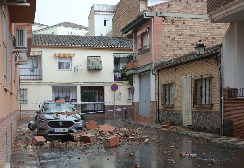 Temblor en Granada, España, dejó daños en edificaciones - Agencia EFE