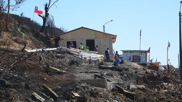 MOP entrega primeras viviendas de emergencia a afectados por los incendios forestales