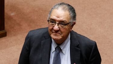 Huenchumilla asegura que la votación de Fiscal Nacional aún es “incierta”